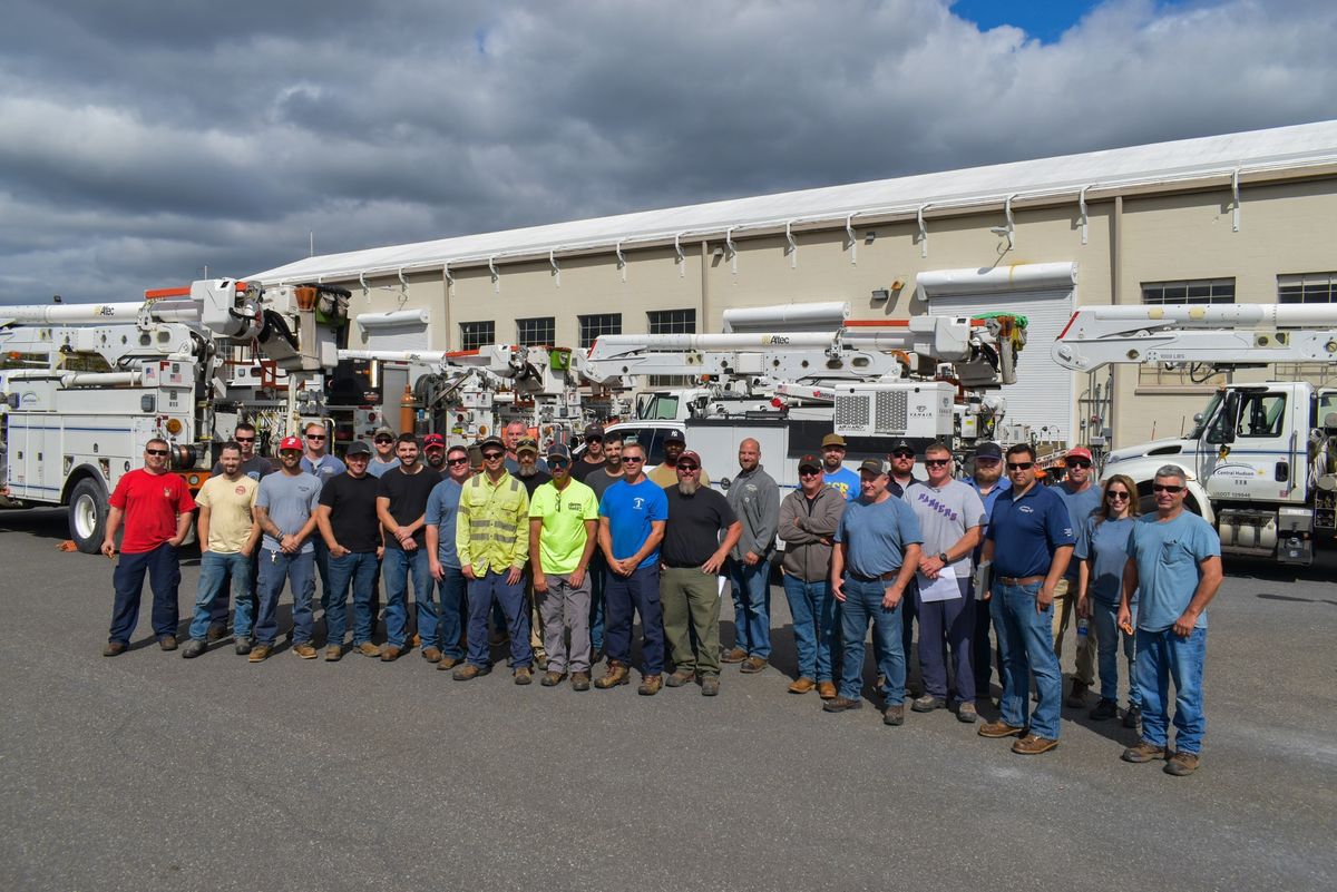 Central Hudson sends 30 to Georgia for hurricane relief