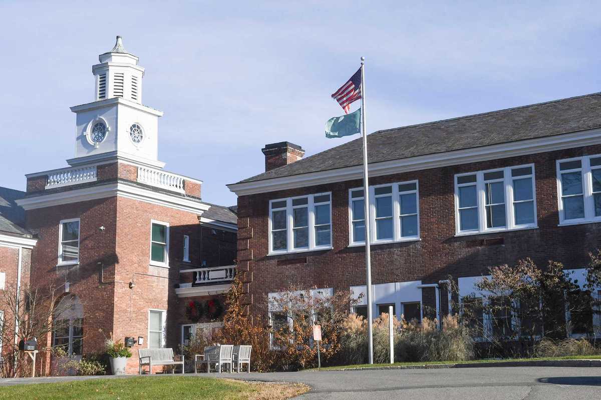 Amenia Board delays subdivision project over water supply, town character concerns