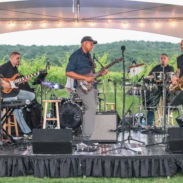 Baseball, wine and jazz at Millbrook Winery