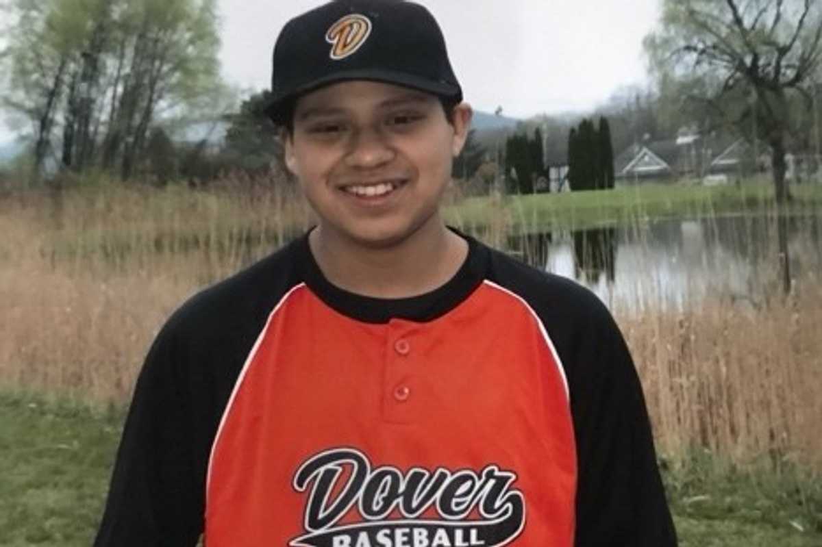Dover freshman seeking blood stem cell donor