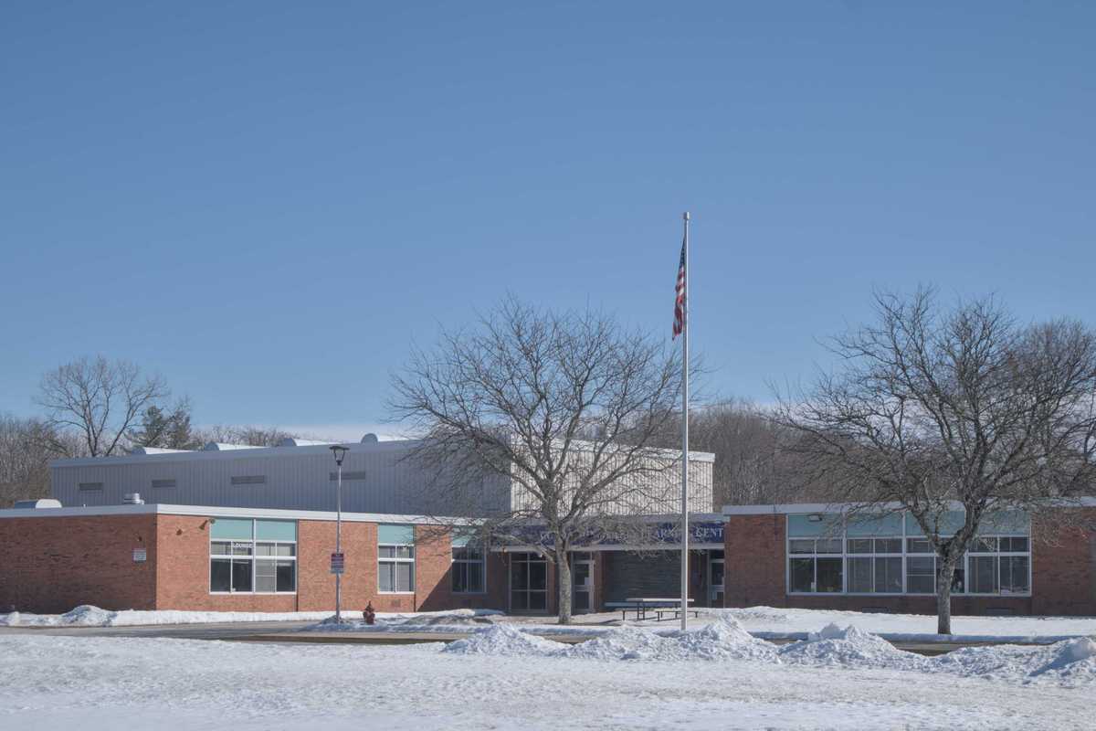 Stanford parents call for more representation in school closure talks