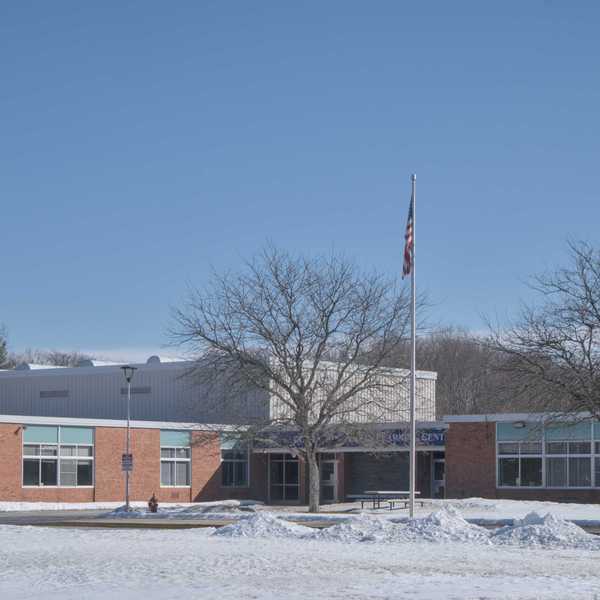 Stanford parents call for more representation in school closure talks