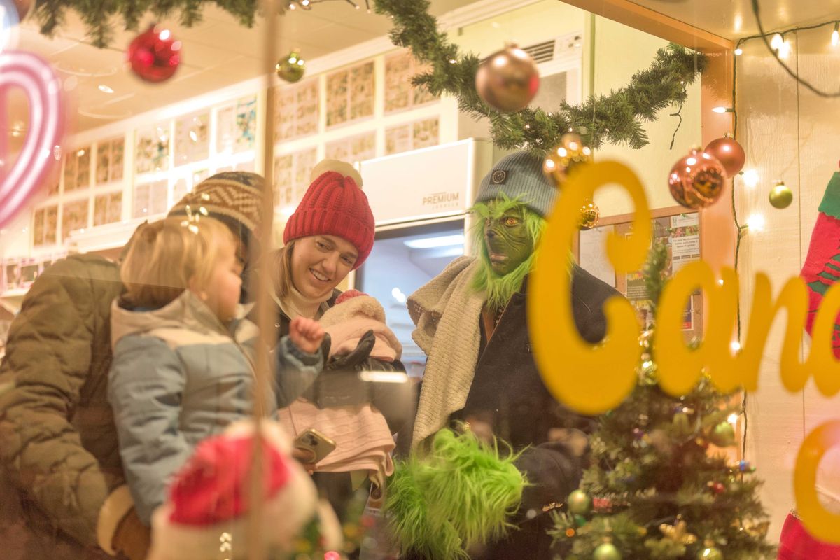 Festival of Lights returns for annual tradition