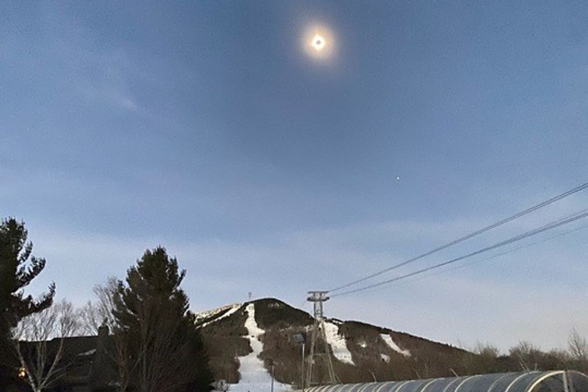 Daytrip to Totality