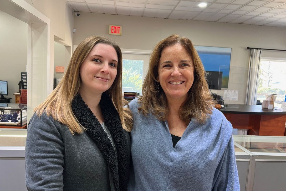 Elizabeth’s Fine Jewelry opens for business in new Route 44 location
