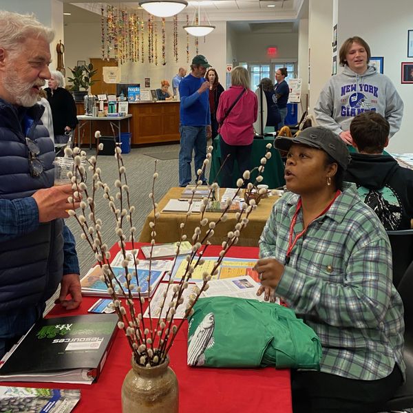 Volunteer Fair at Millbrook Library draws interest in helping