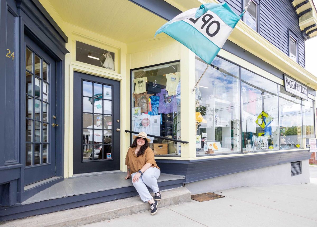 Candy-O’s marks five years with move, merger with T-Shirt Farm