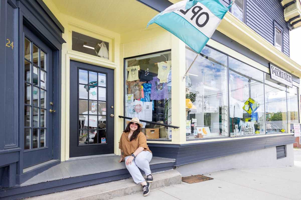 Candy-O’s marks five years with move, merger with T-Shirt Farm