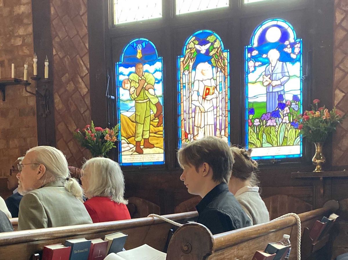 New stained-glass window honors local medal of honor recipient