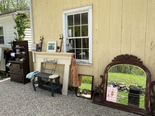 As Sale Season Begins, an Explanation of ‘Tag Sales’