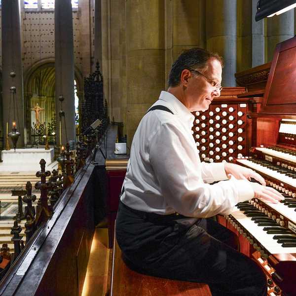 Kent Tritle performs at Smithfield Church