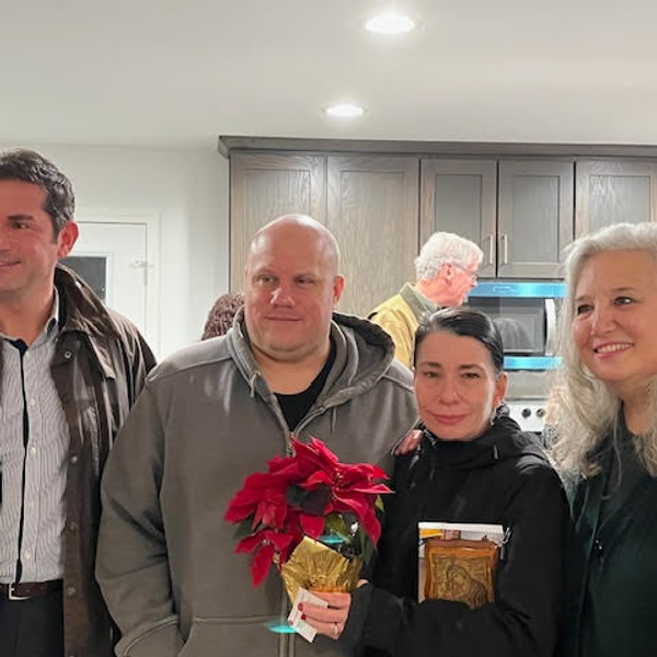 Welcoming the Macagnones