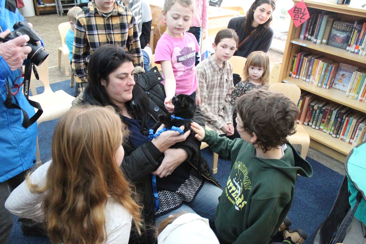 Kitten rescuer visits Hunt Library