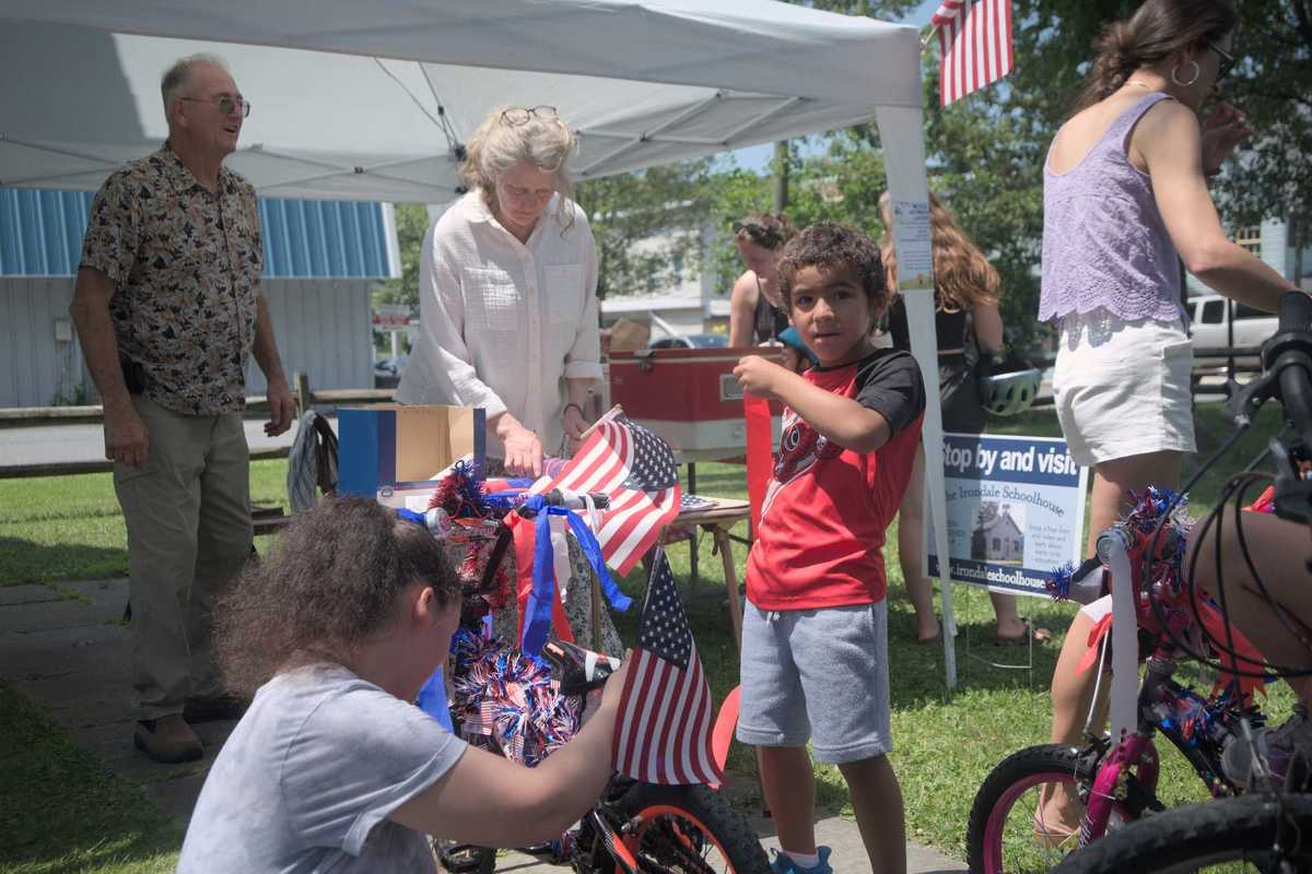 Millerton kicks of 175th celebration