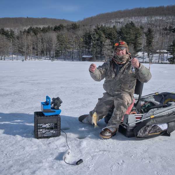 Ice fishers take advantage of frozen Rudd Pond