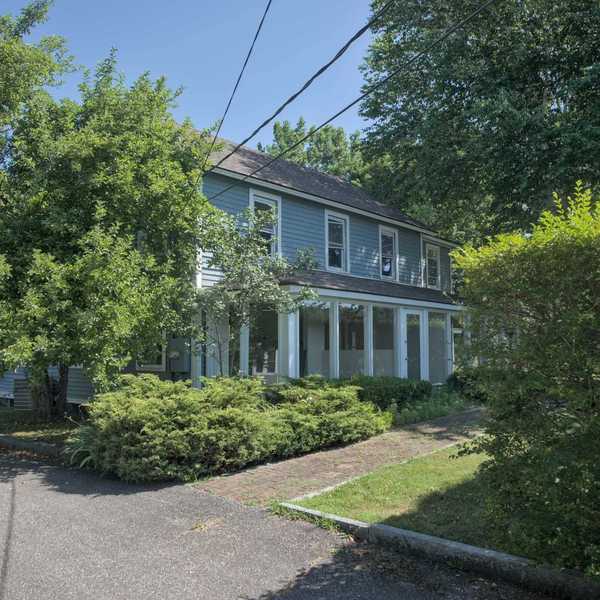 North East apartment conversion moves to public hearing