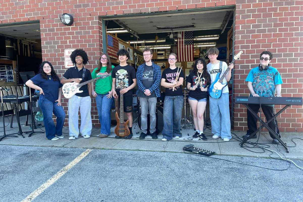 Dover High School’s Guitar Club prepares for Community Day performance