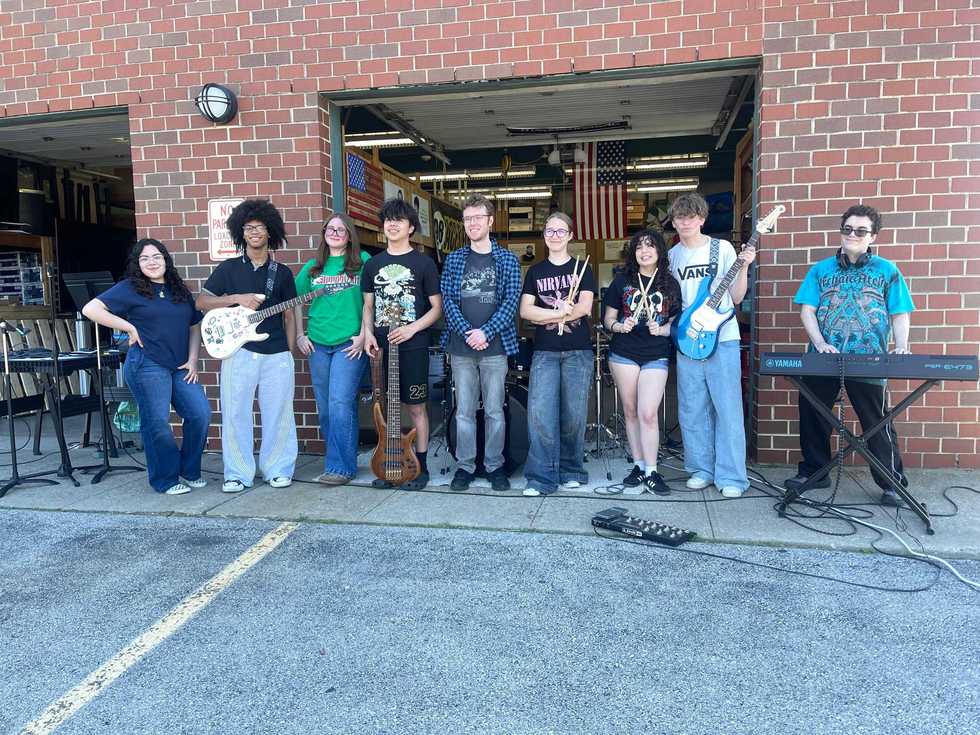 Dover High School’s Guitar Club prepares for Community Day performance