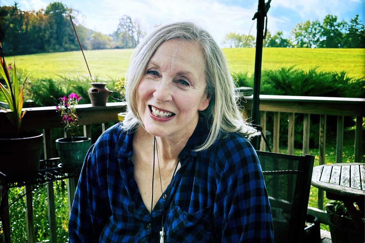 Nancy Elle Smith pays attention to the wild