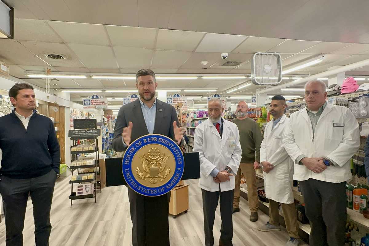 Ryan visit promotes pharmacy reform legislation