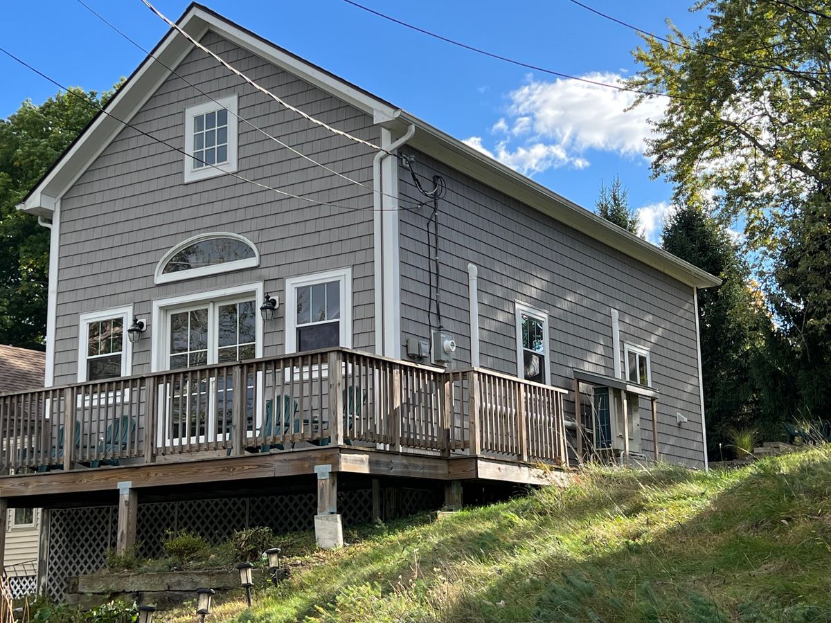 Late-summer surge in the Copake
real estate market