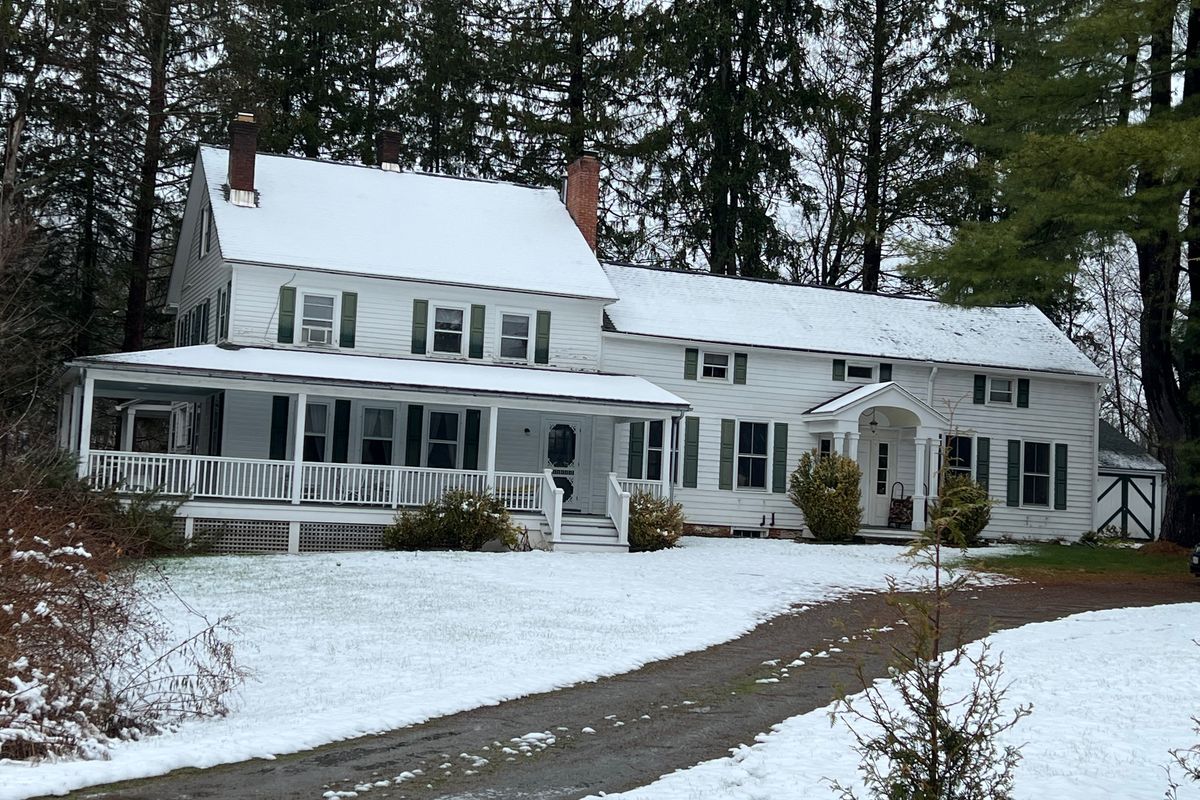 Steady home sales in Milan