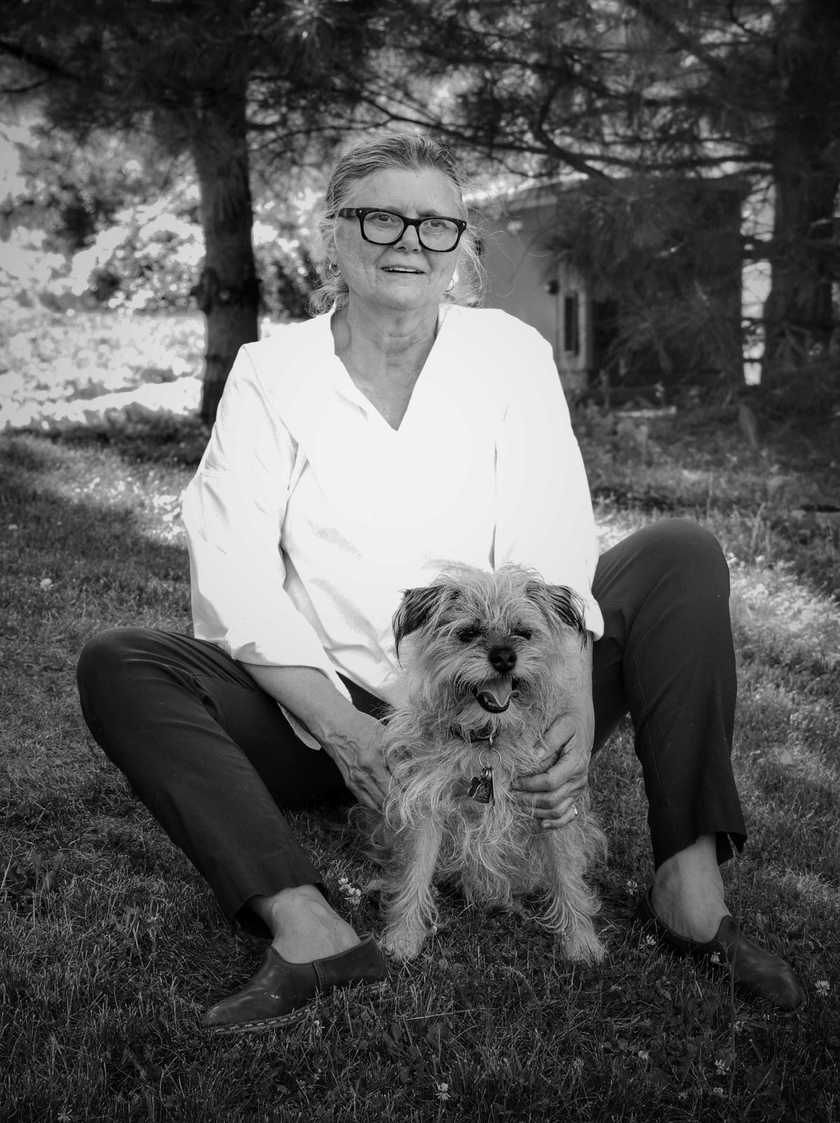 Memorial service to honor local art curator