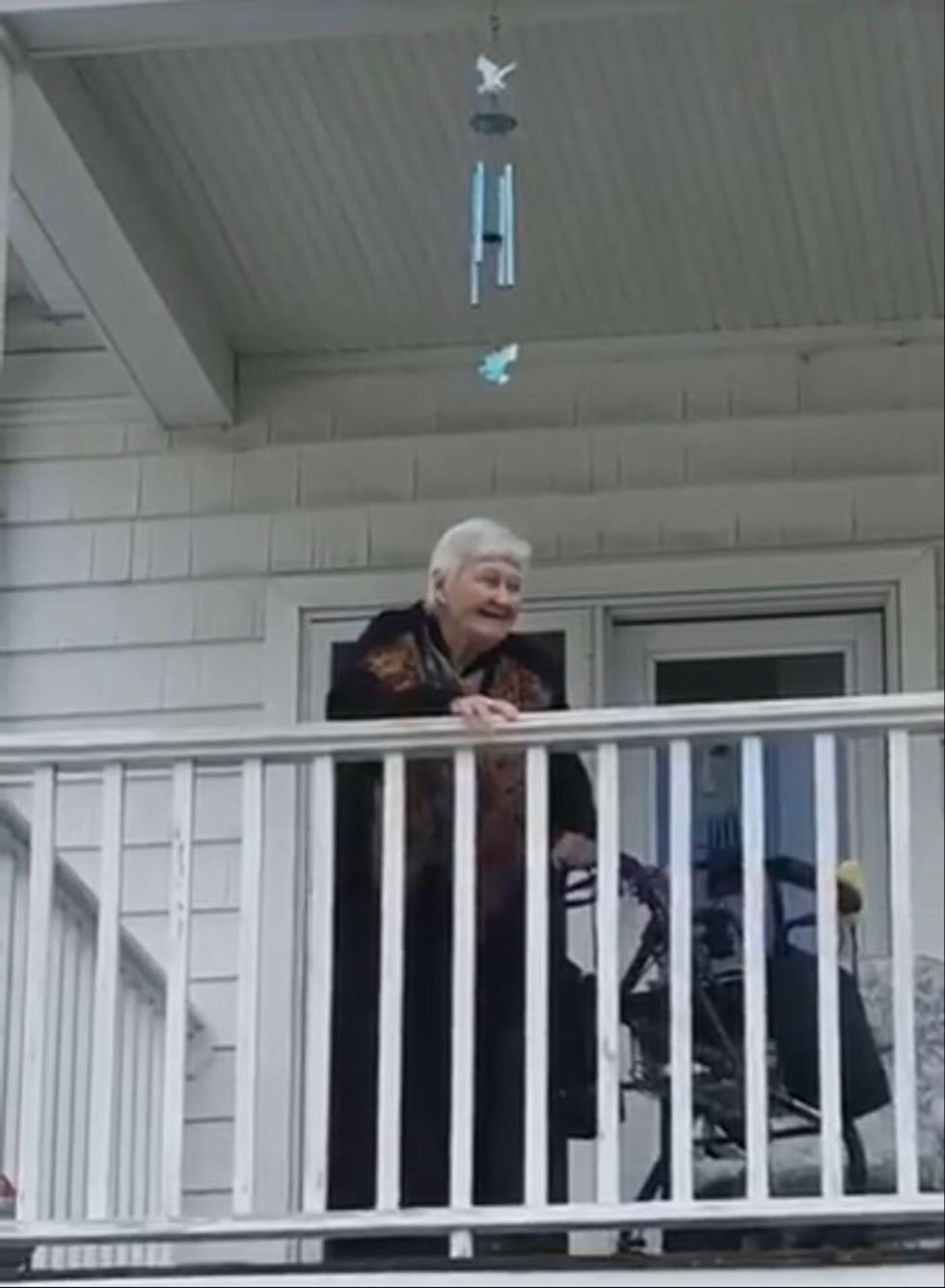 The Fountains helps Peggy celebrate her 90th despite COVID-19