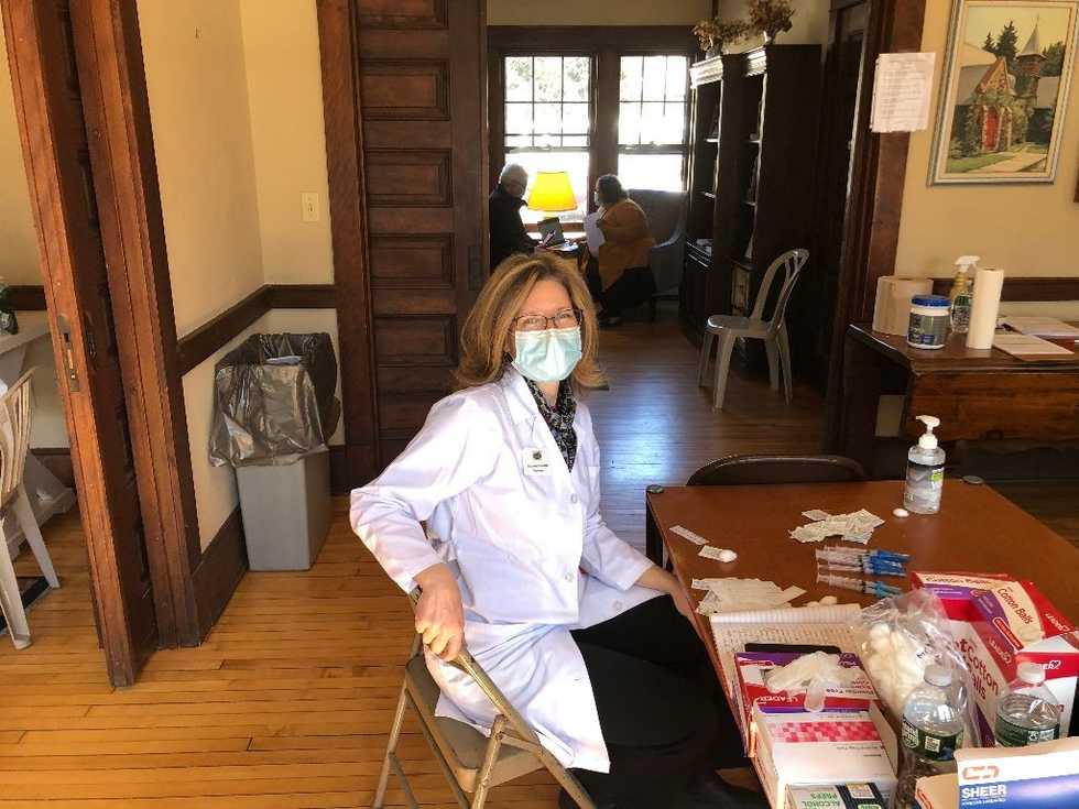 COVID vaccine pop-up site at Grace Church