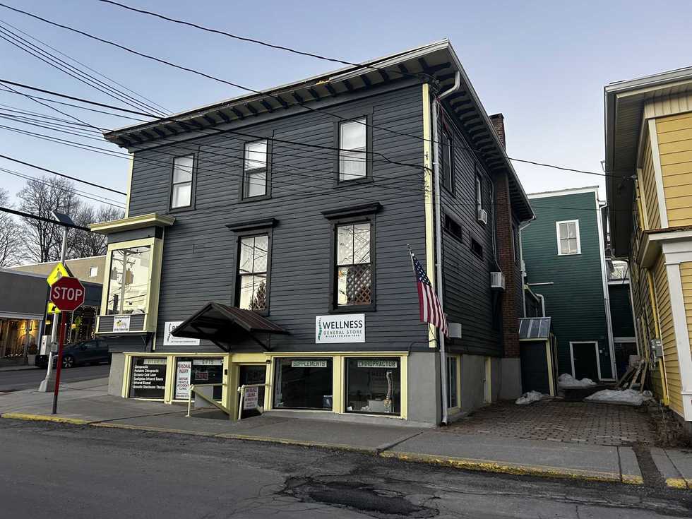 Stolen stroller returned to owner after grassroots recovery effort