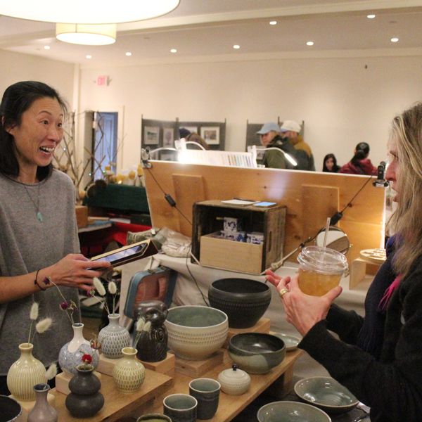 Salisbury Handmade draws shoppers to White Hart Inn