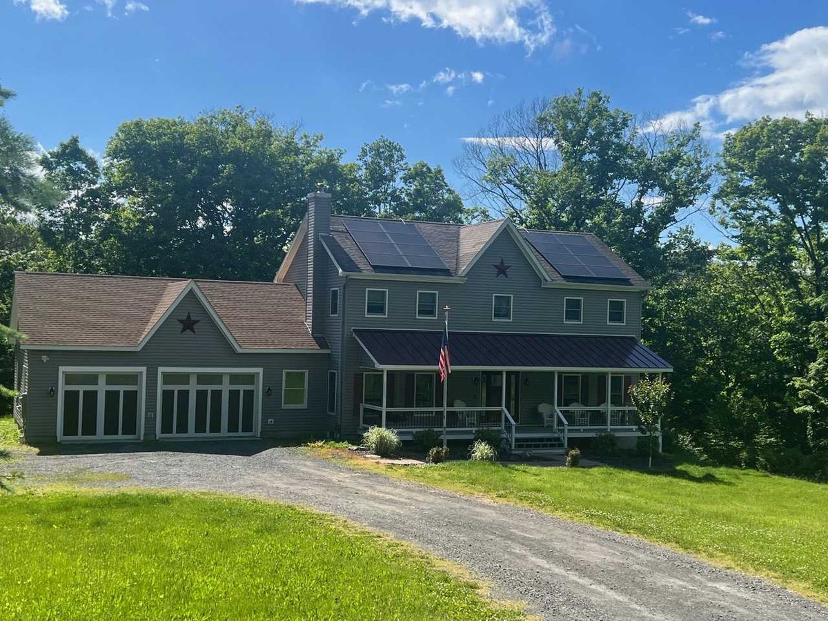 Washington median home prices edge higher over past year