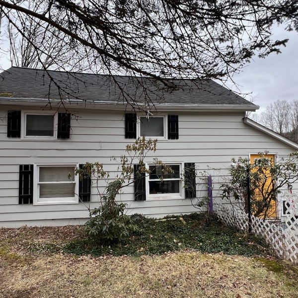 Clinton real estate sales top $5.5M in December