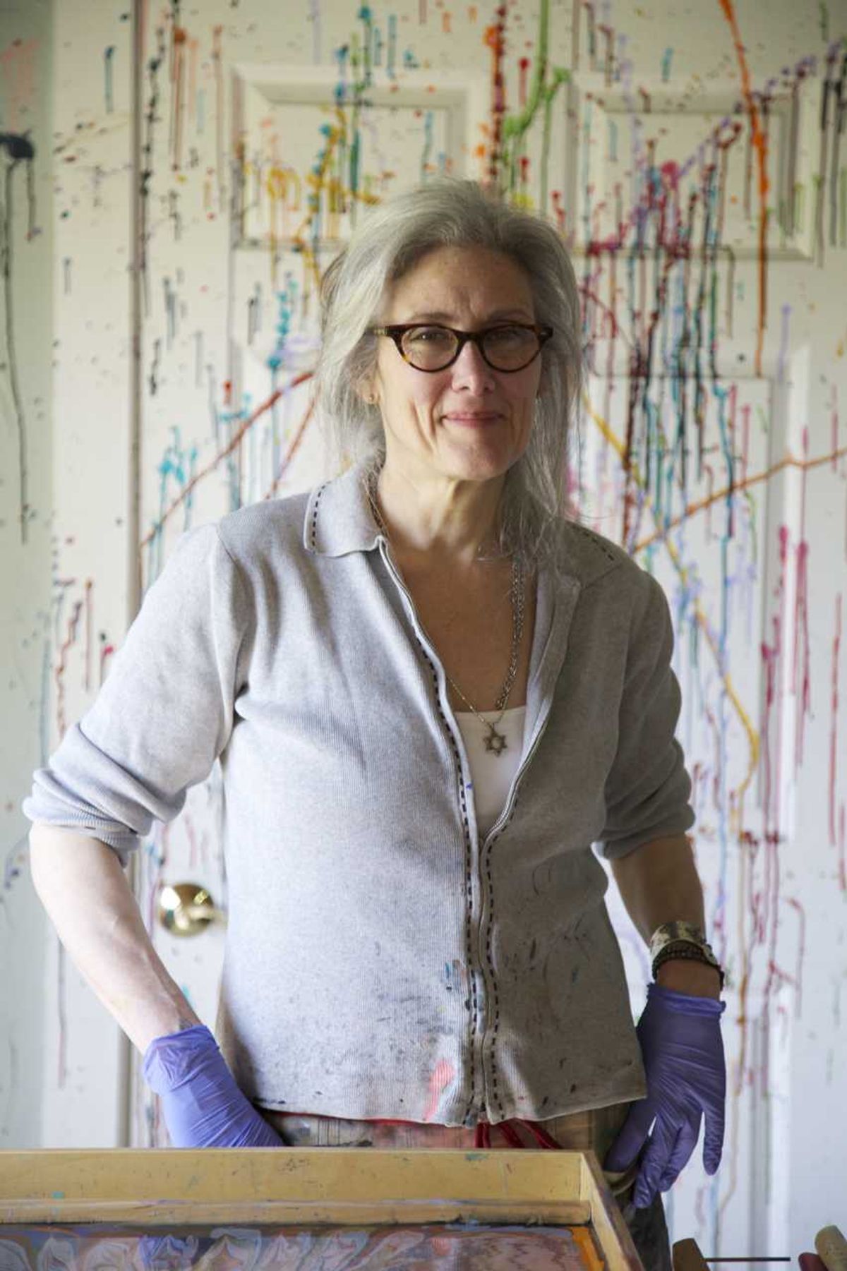 Susan Schneider and the magic of marbling