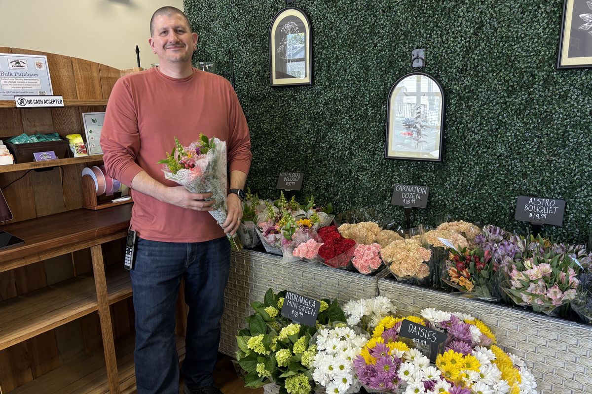 Roaring Oaks Florist launches self-serve flower market