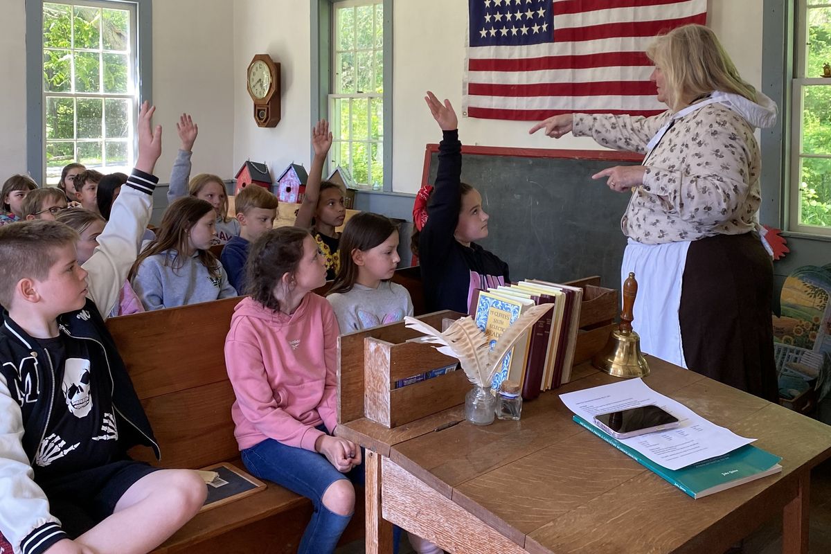 Webutuck Elementary School students visit one-room Indian Rock Schoolhouse