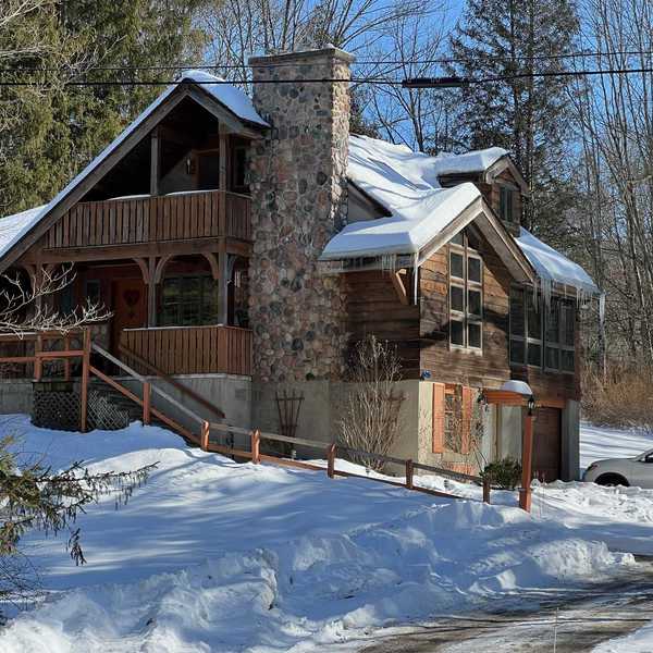 Stanford home prices rose in 2025 as sales slowed