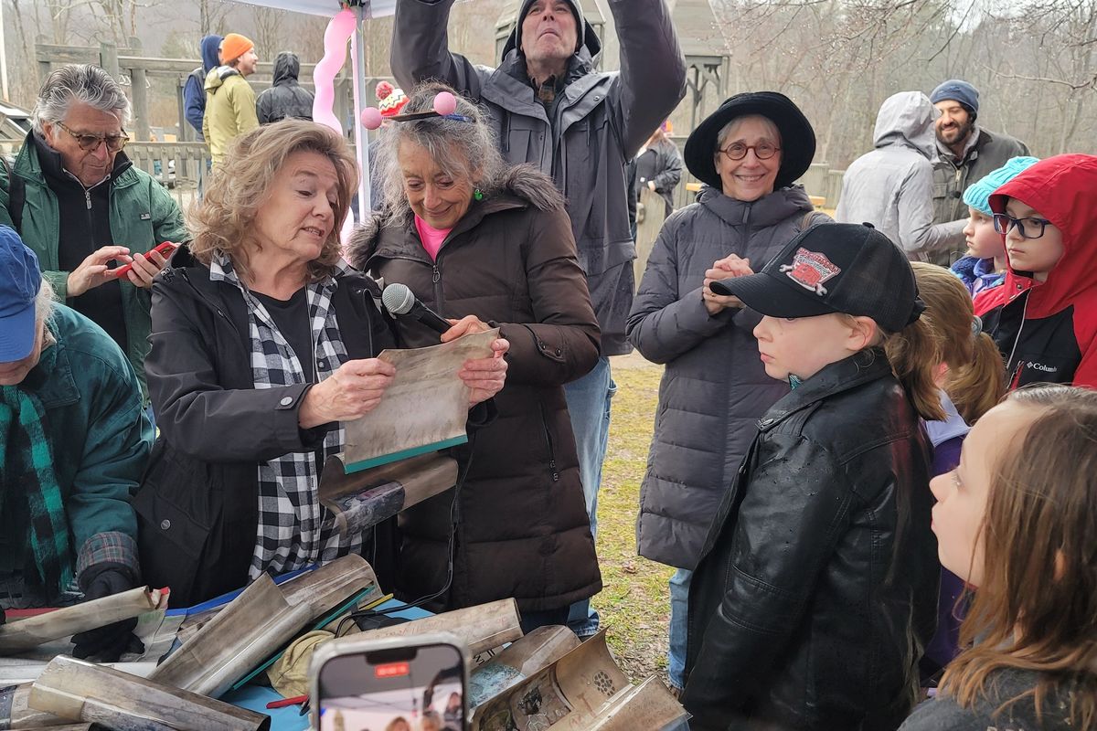 Old Sparc Park sent off, new volunteer builders called