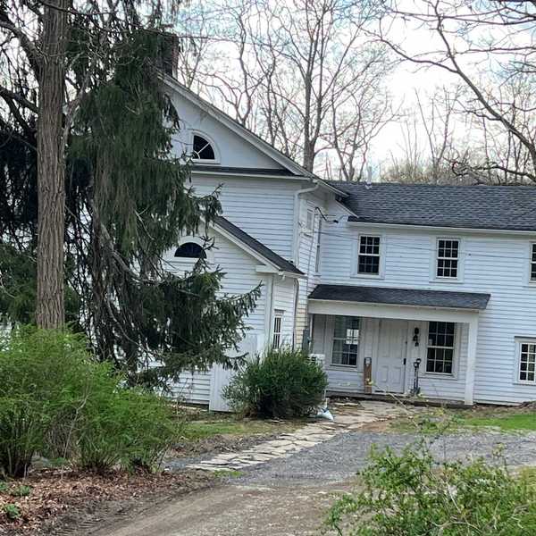 Stanford home prices climb on lower sales volume