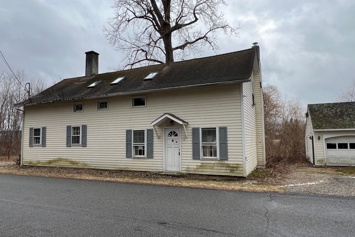 Millerton Plaza sold for $1.75 million