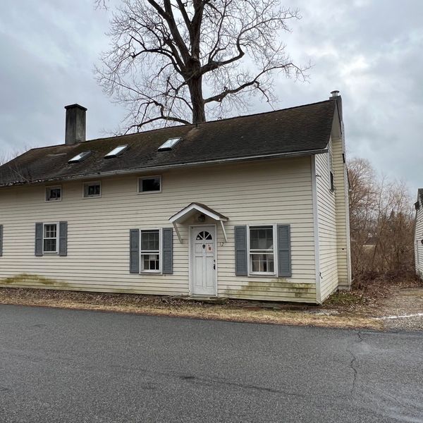 Millerton Plaza sold for $1.75 million