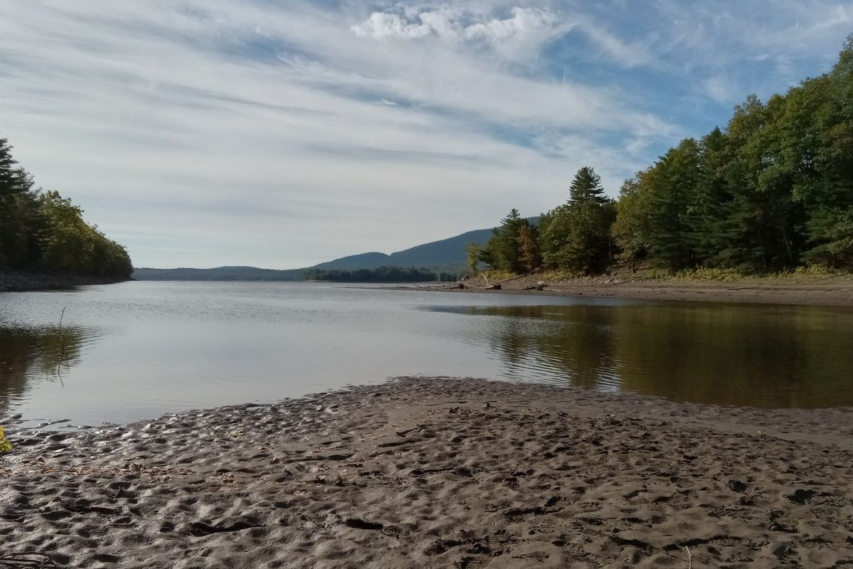 Autumn angling through lunar mud