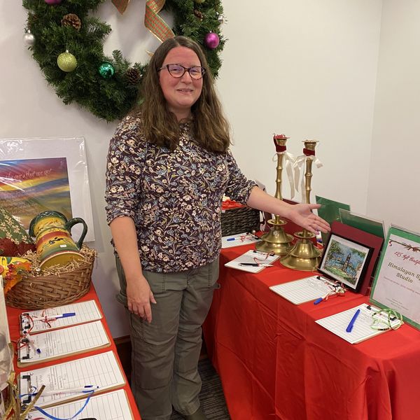 Millbrook Library kicks off 16th Holiday Silent Auction