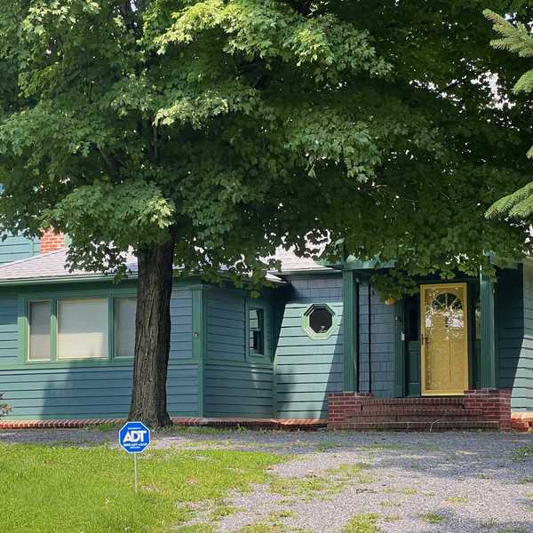 Washington’s median home price reaches $900,000