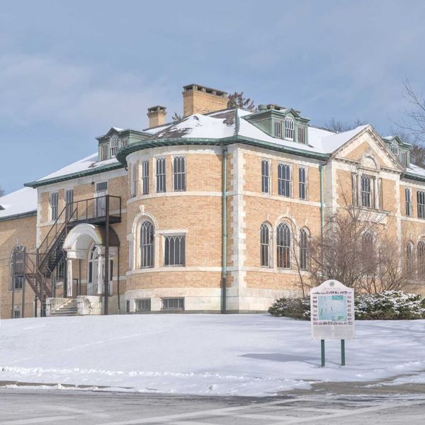 Millbrook board advances plans for Thorne Building community center