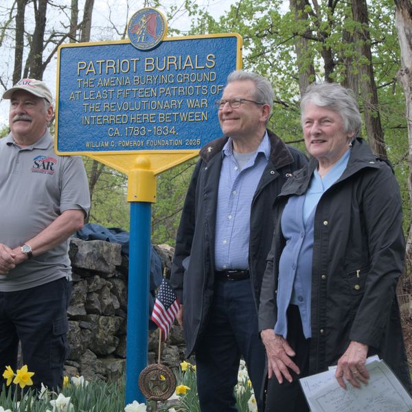 Historians and neighbors celebrate Revolutionary War veterans at old Amenia Burying Ground