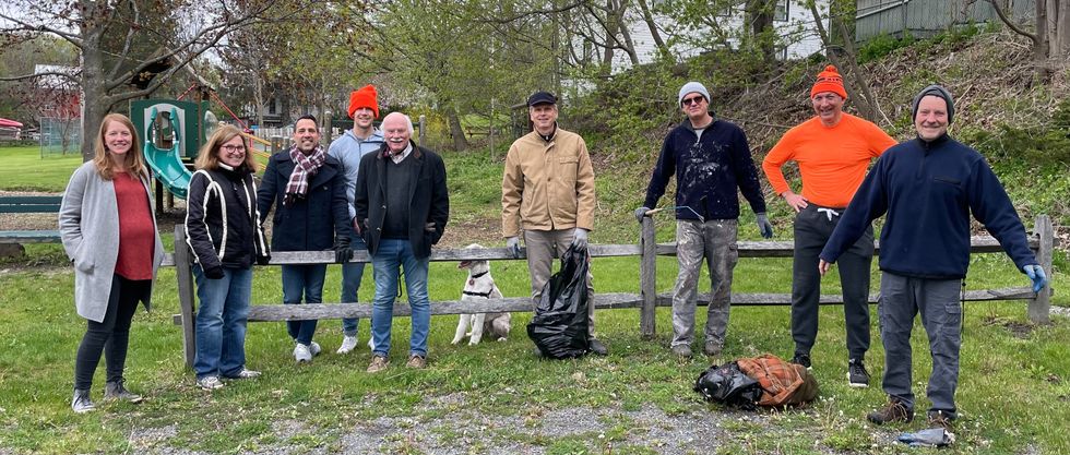 Hamlet Committee rocks out, cleans up