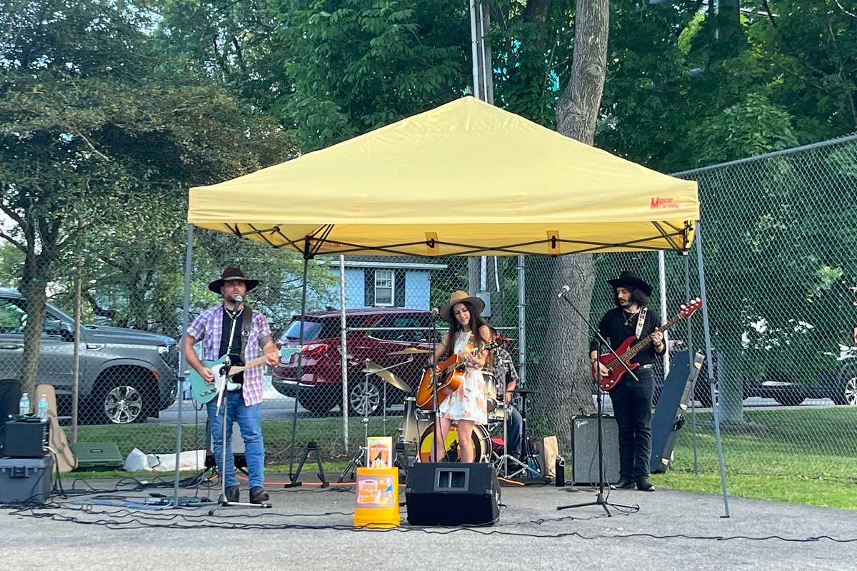 Amenia welcomes Way Behind the Sun for Monday Summer Concert Series opener