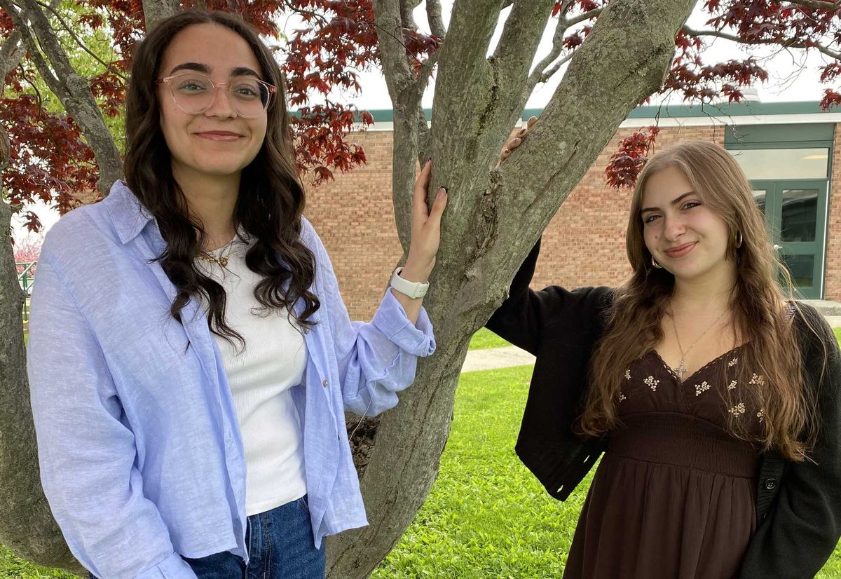 Top-ranking seniors reflect on success at Webutuck High