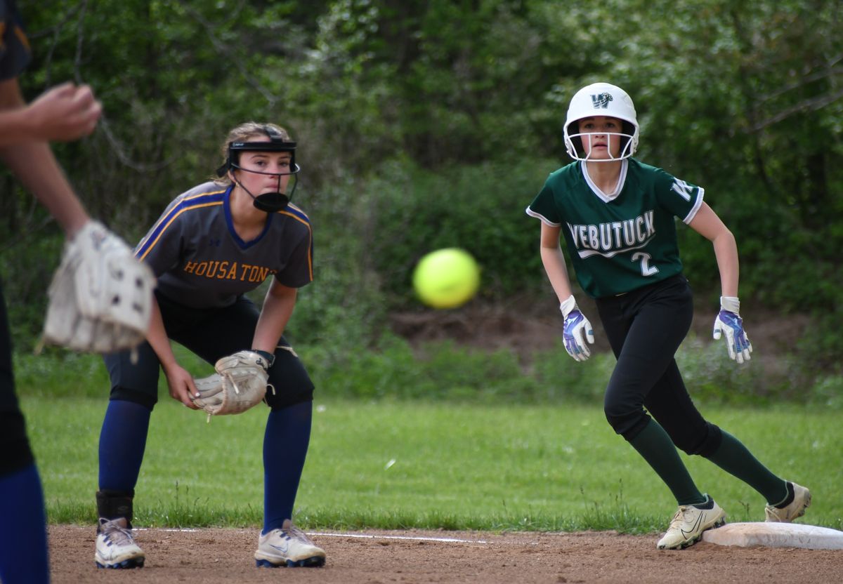 Webutuck defeats Housatonic softball team on the road in Falls Village
